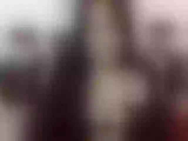 Live sex webcam photo for EmelyRose69 #276367499