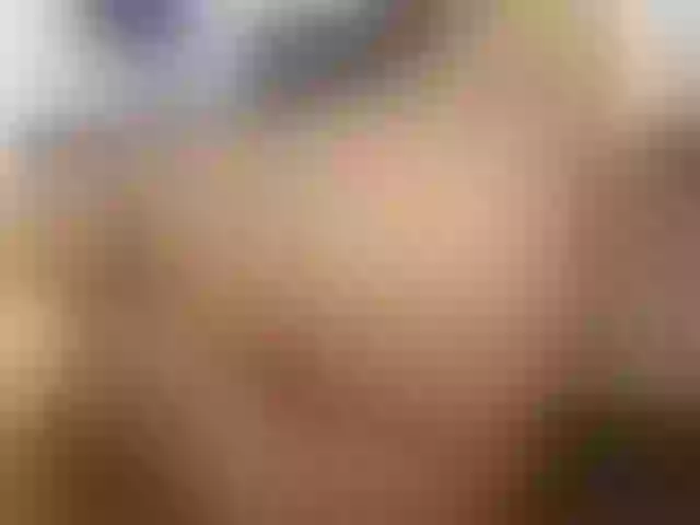 Live sex webcam photo for EmelyRose69 #276506629