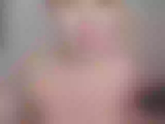 Live sex webcam photo for Emi-Emi #290484988