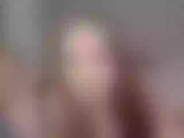 Live sex webcam photo for Emi-Emi #290498865