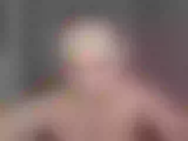 Live sex webcam photo for Emi-Emi #290618750