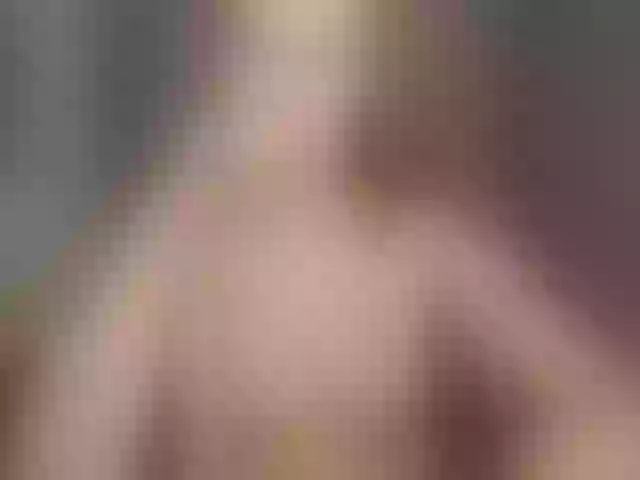 Live sex webcam photo for Emi-Emi #290624121