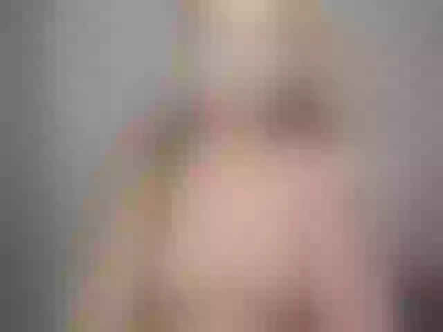 Live sex webcam photo for Emi-Emi #290734293