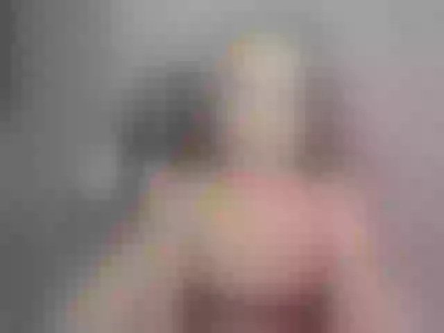 Live sex webcam photo for Emi-Emi #290788655