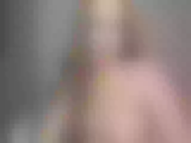 Live sex webcam photo for Emi-Emi #290794883