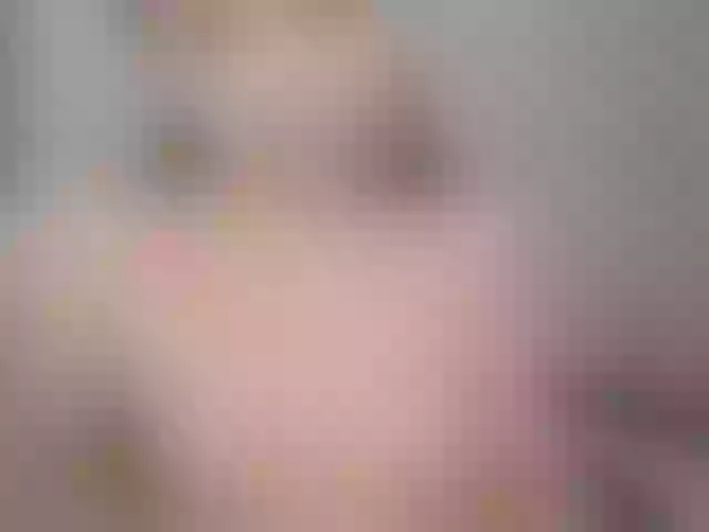 Live sex webcam photo for Emi-Emi #290832074