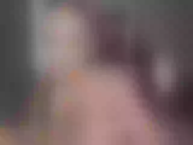 Live sex webcam photo for Emi-Emi #290873425