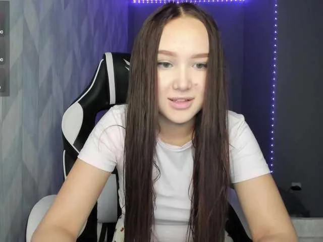 Live sex webcam photo for Emi-Emi #291226900
