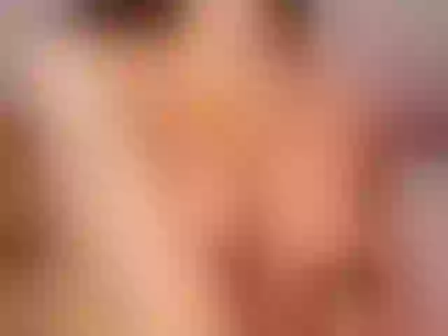 Live sex webcam photo for Emiily-Thompson #290592418