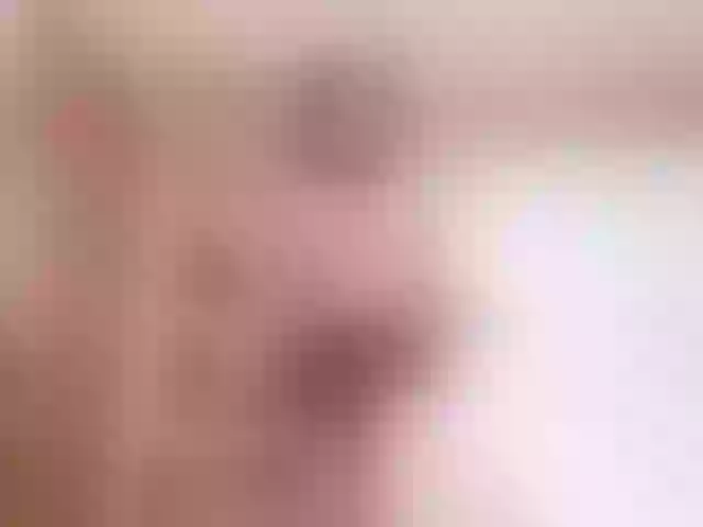 Live sex webcam photo for Emiily-Thompson #291637900