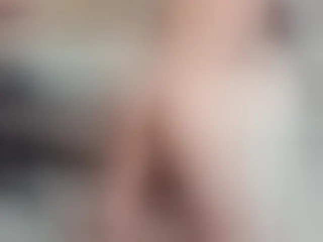 Live sex webcam photo for EmiilySaenzz #290180787