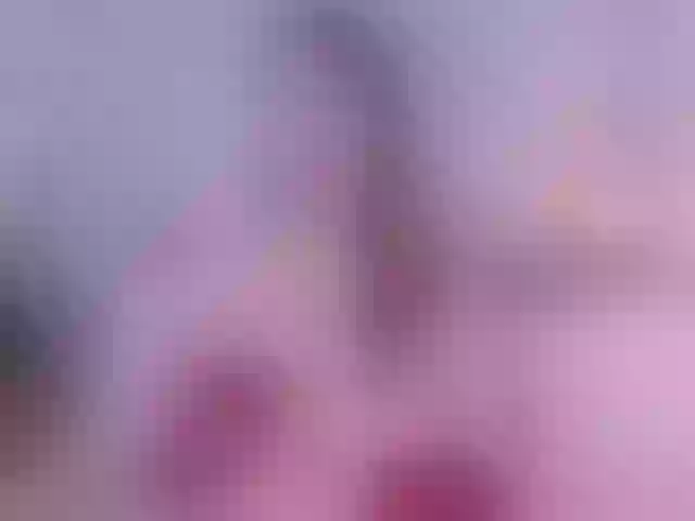 Live sex webcam photo for Emili-Hot #292170796