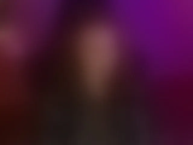 Live sex webcam photo for Emili1- #293266827