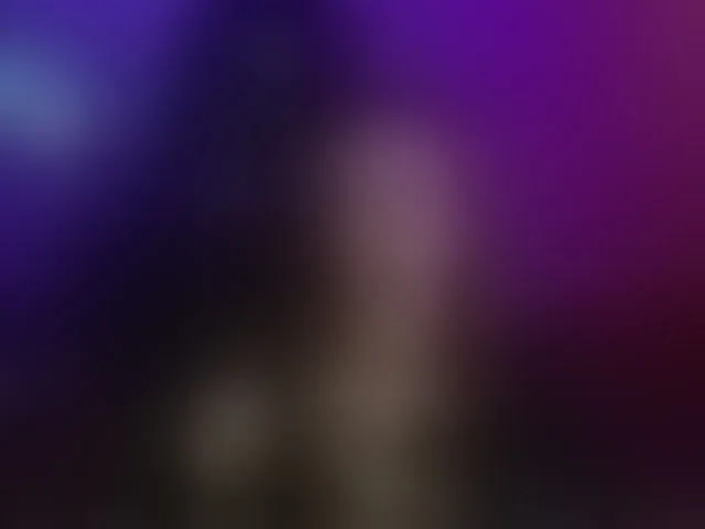 Live sex webcam photo for Emili1- #293324788