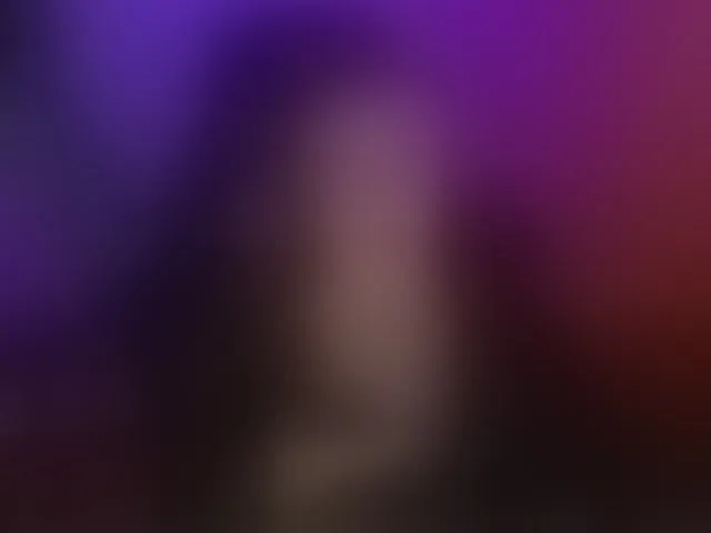 Live sex webcam photo for Emili1- #293488401
