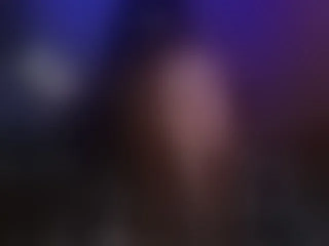 Live sex webcam photo for Emili1- #293628053