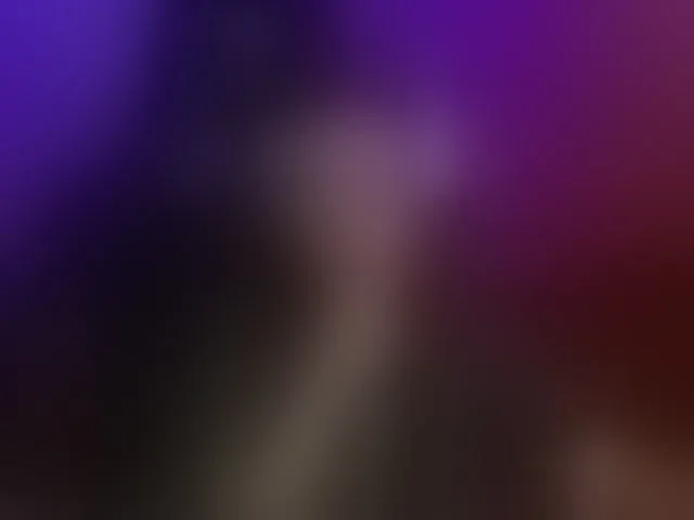 Live sex webcam photo for Emili1- #293649329