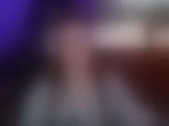 Live sex webcam photo for Emili1- #293697049