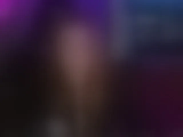 Live sex webcam photo for Emili1- #293862165