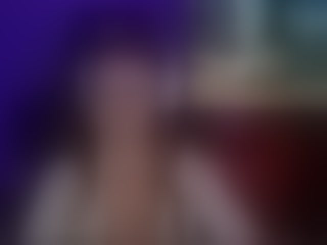 Live sex webcam photo for Emili1- #294193062