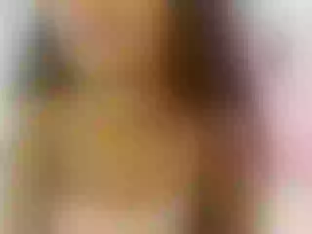 Live sex webcam photo for EmiliBonie #291848960
