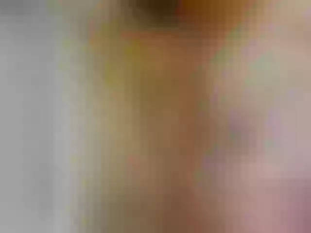 Live sex webcam photo for EmiliBonie #291984346
