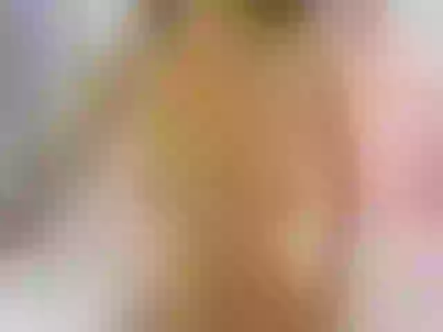 Live sex webcam photo for EmiliBonie #292272449