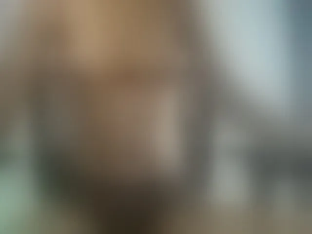 Live sex webcam photo for EmiliBonie #293491879