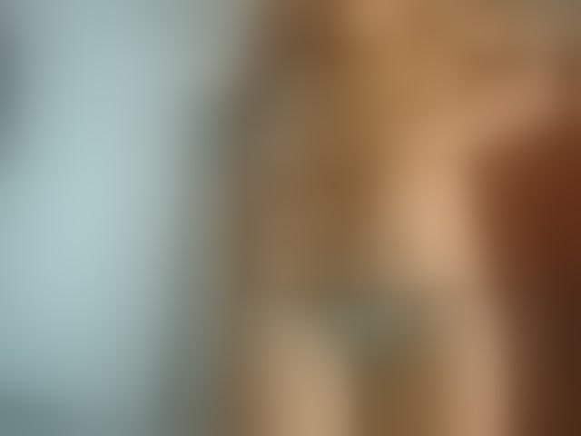 Live sex webcam photo for EmiliBonie #294082658
