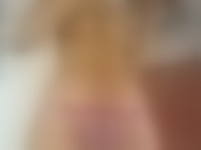 Live sex webcam photo for EmiliBonie #294174627