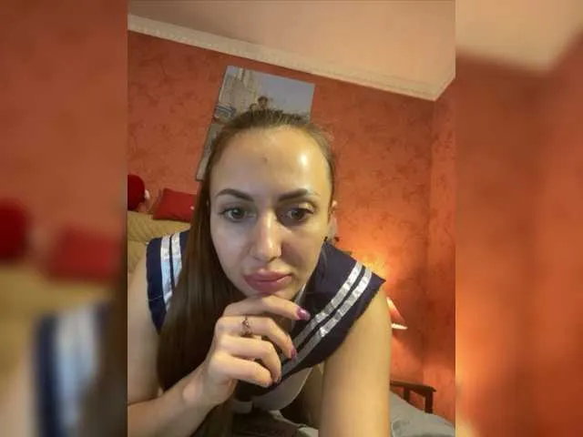 Live sex webcam photo for EmiliGrayson #276724919