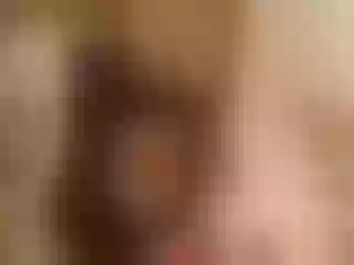 Live sex webcam photo for Emilia888 #127837863
