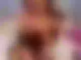 Live sex webcam photo for Emilia888 #128983036