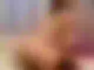 Live sex webcam photo for Emilia888 #129016940