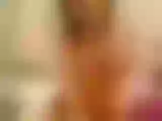 Live sex webcam photo for Emilia888 #133167713