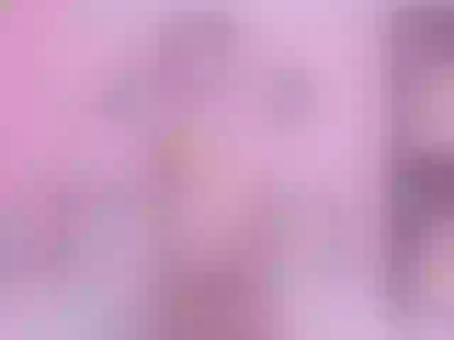 Live sex webcam photo for EmiliaGuess #276190943