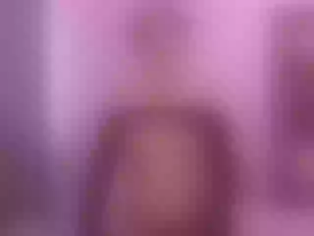 Live sex webcam photo for EmiliaGuess #276659373