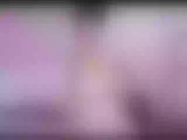 Live sex webcam photo for EmiliaGuess #276706984