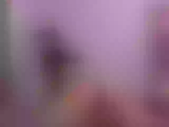 Live sex webcam photo for EmiliaGuess #276967717