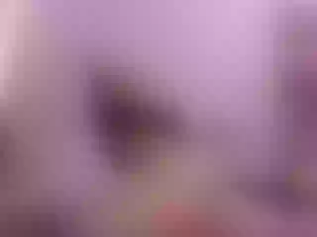 Live sex webcam photo for EmiliaGuess #277523298