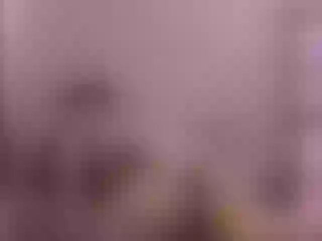Live sex webcam photo for EmiliaGuess #277576347