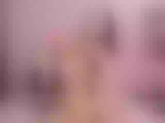 Live sex webcam photo for EmiliaGuess #277662056