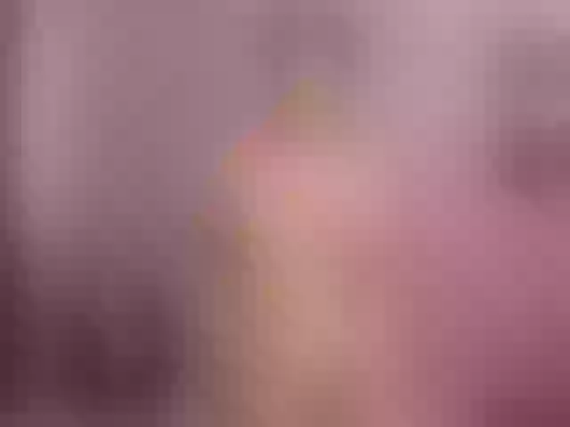 Live sex webcam photo for EmiliaGuess #277972188