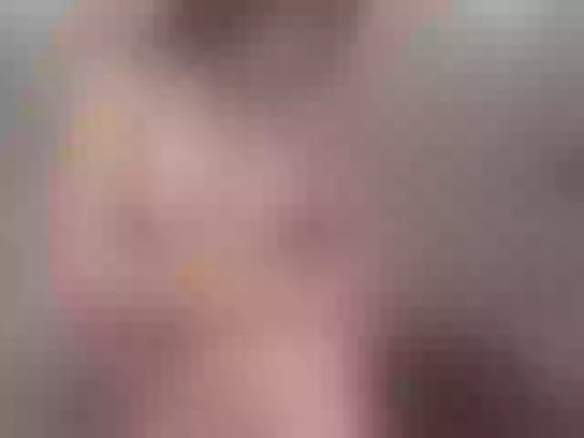 Live sex webcam photo for EmiliaSharp #273354550