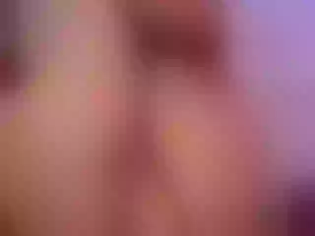 Live sex webcam photo for EmiliaSharp #274184560