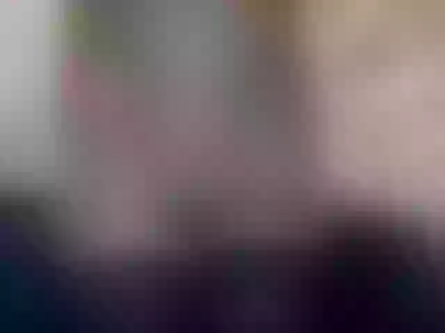 Live sex webcam photo for Emiliiaaa #277914839