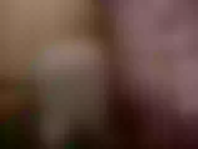 Live sex webcam photo for Emiliiaaa #277993935
