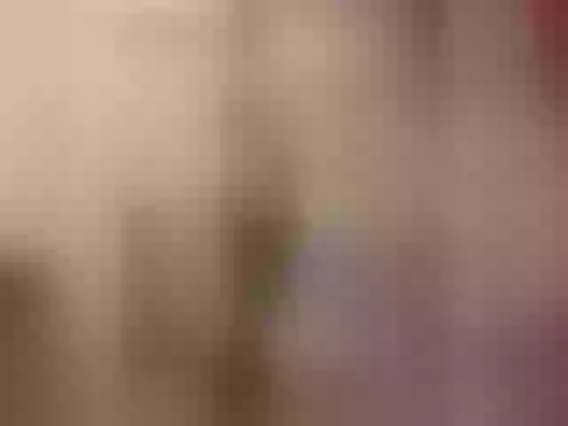 Live sex webcam photo for Emiliiaaa #290506864