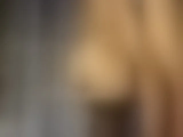 Live sex webcam photo for Emiliiaaa #293838748