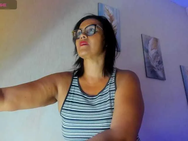 Live sex webcam photo for Emilly #292265363